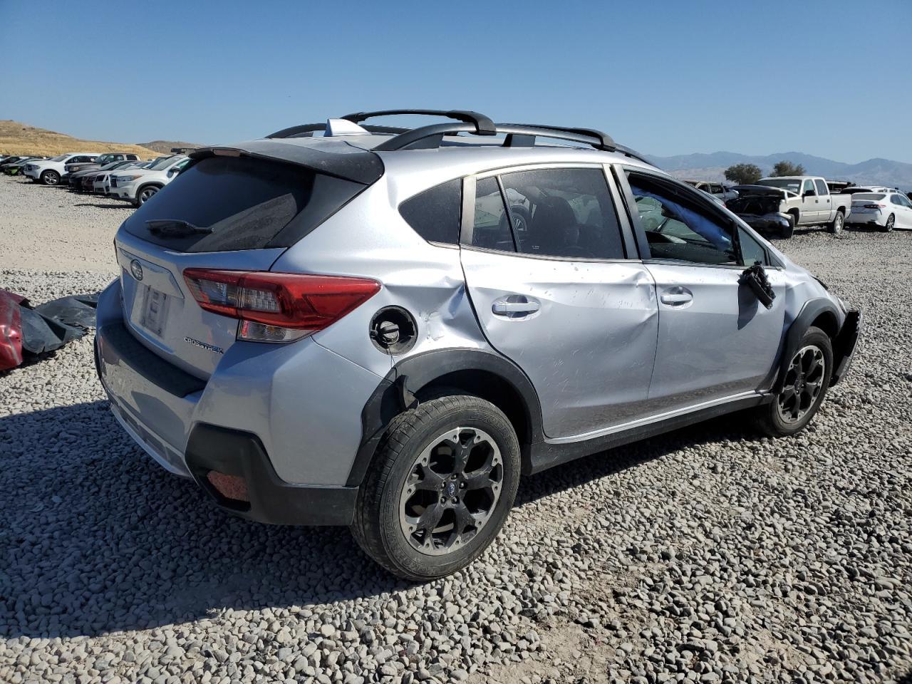 2021 SUBARU CROSSTREK - Фото 3