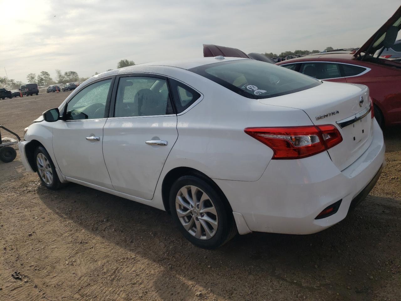2017 NISSAN SENTRA S - Фото 2