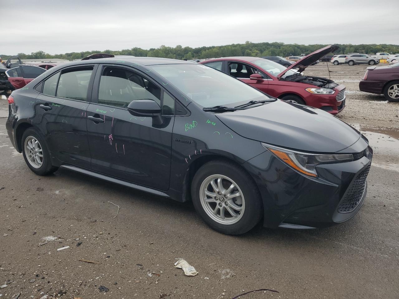 2021 TOYOTA COROLLA LE - Image 4