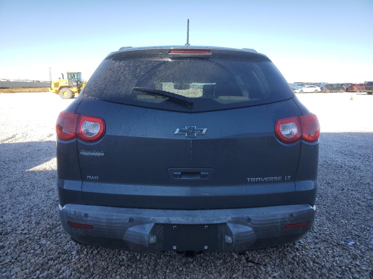 2012 CHEVROLET TRAVERSE L - Фото 6
