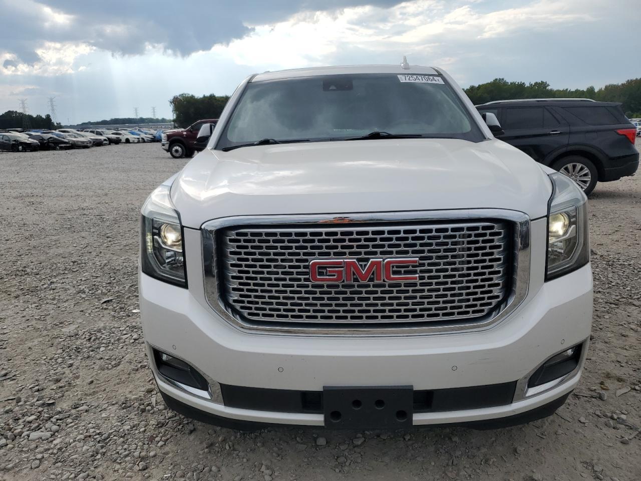 2016 GMC YUKON DENA - Image 5