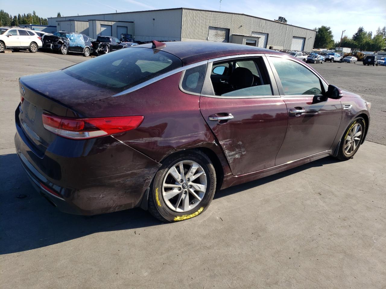 2016 KIA OPTIMA LX - Фото 3