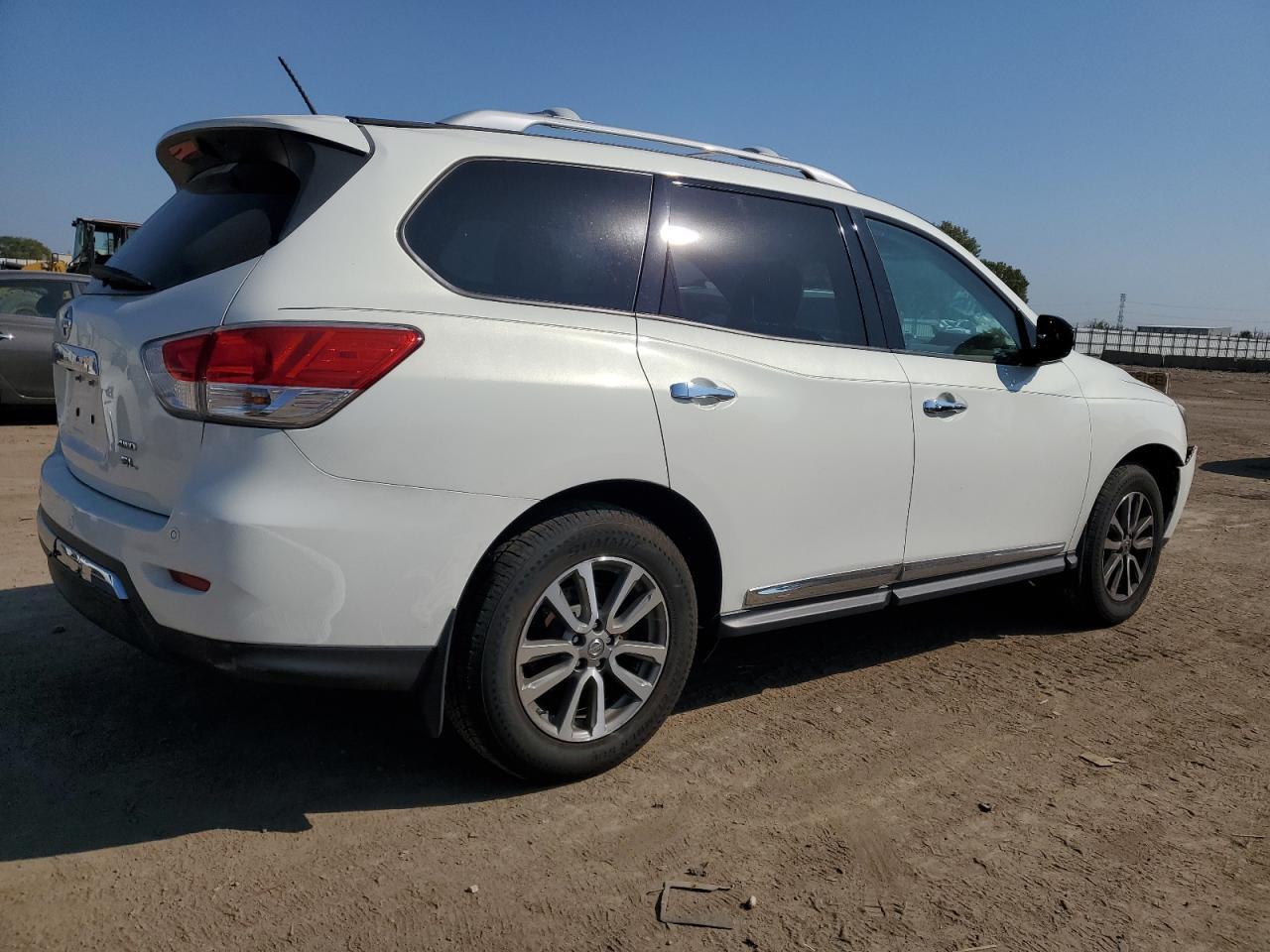 2013 NISSAN PATHFINDER - Image 3