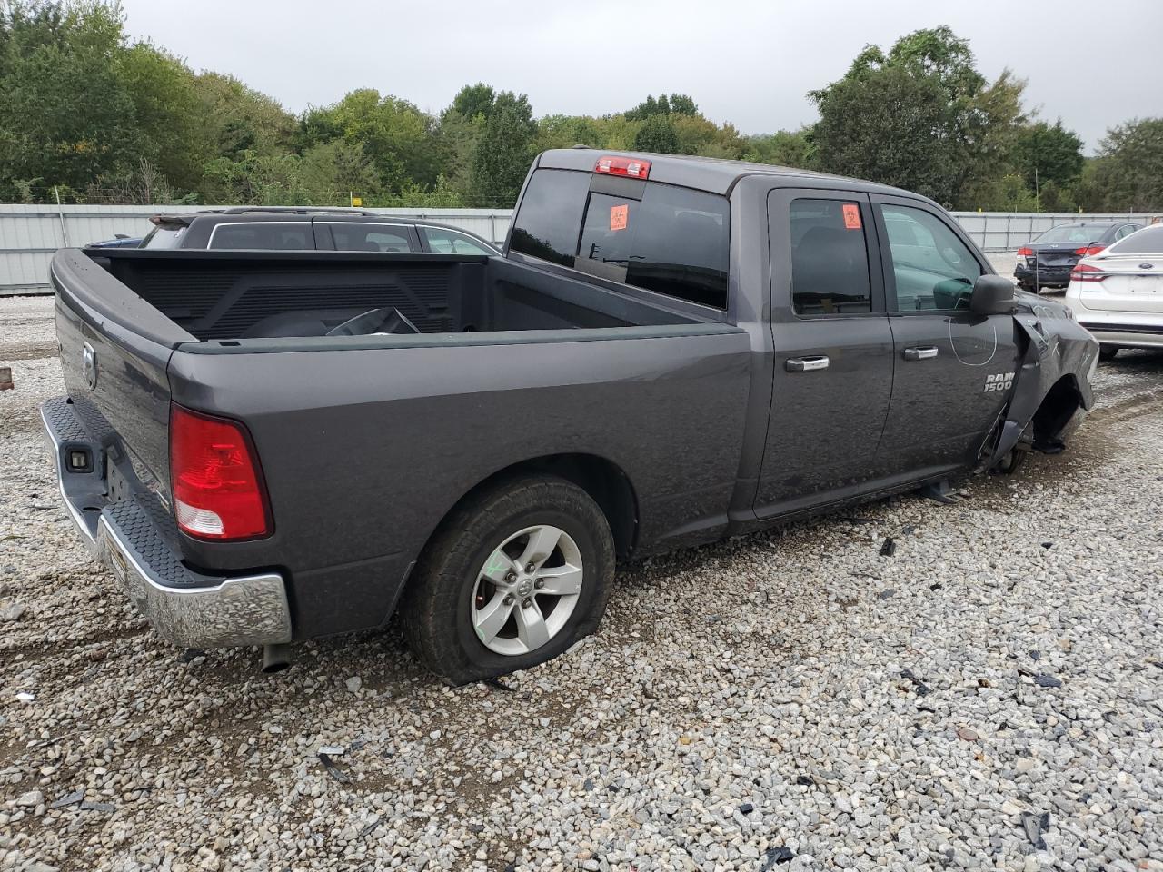 2017 RAM 1500 SLT - Image 3
