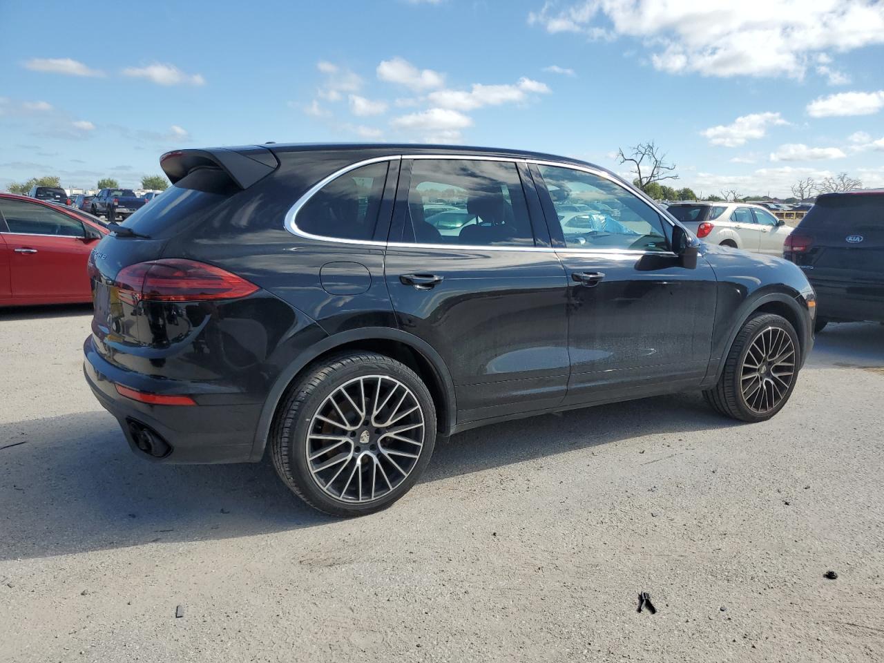 2018 PORSCHE CAYENNE - Фото 3