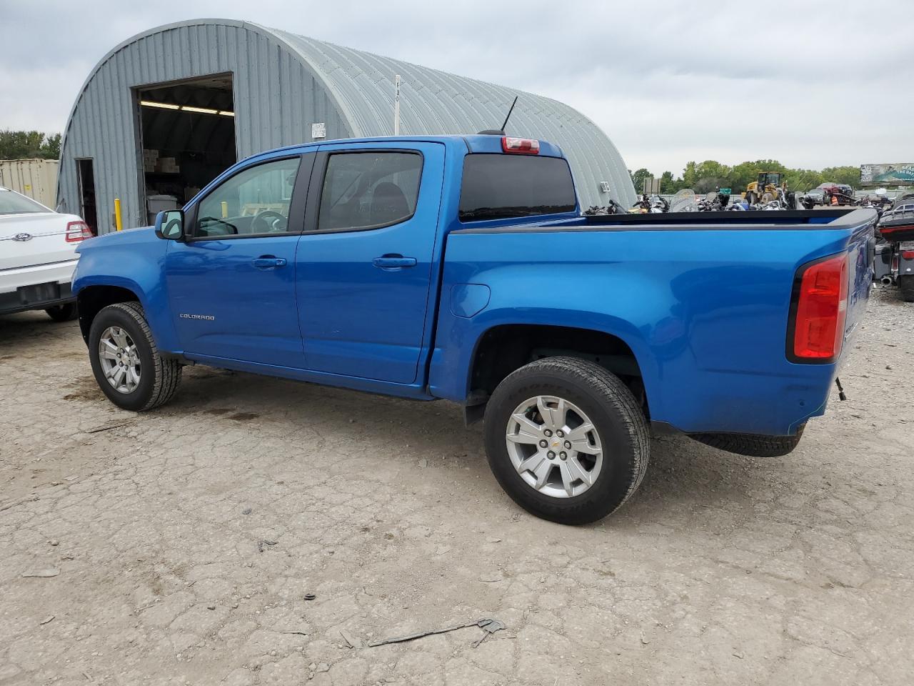 2021 CHEVROLET COLORADO L - Image 2