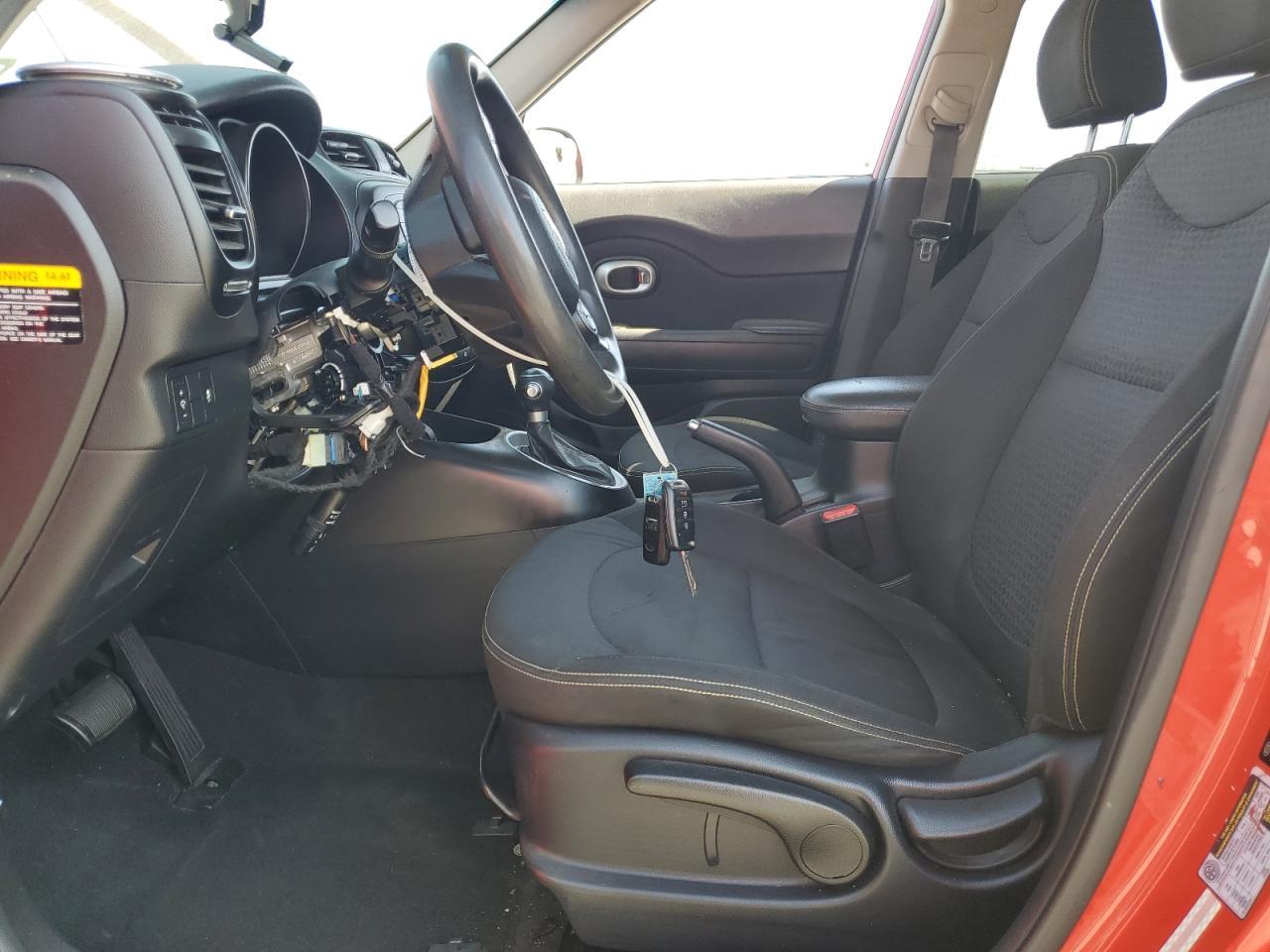 2014 KIA SOUL + - Фото 7