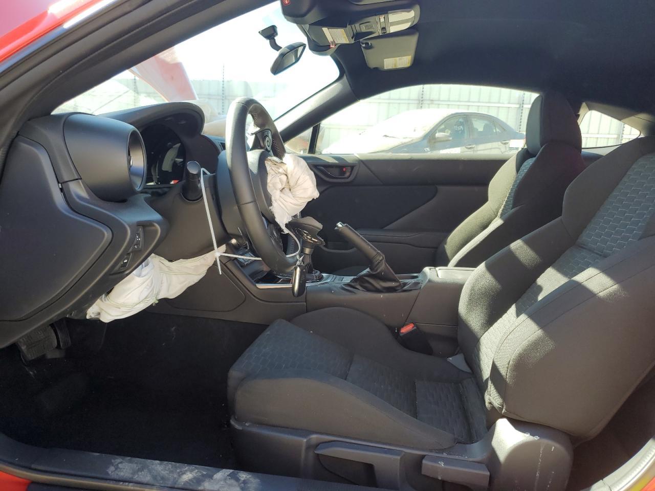 2023 TOYOTA GR 86 - Image 7