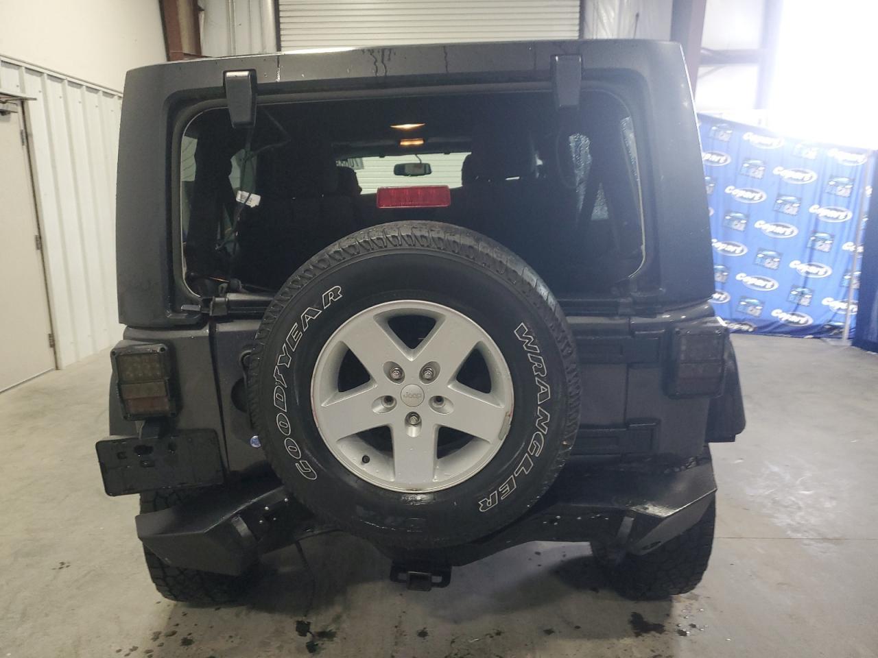 2017 JEEP WRANGLER U - Фото 6