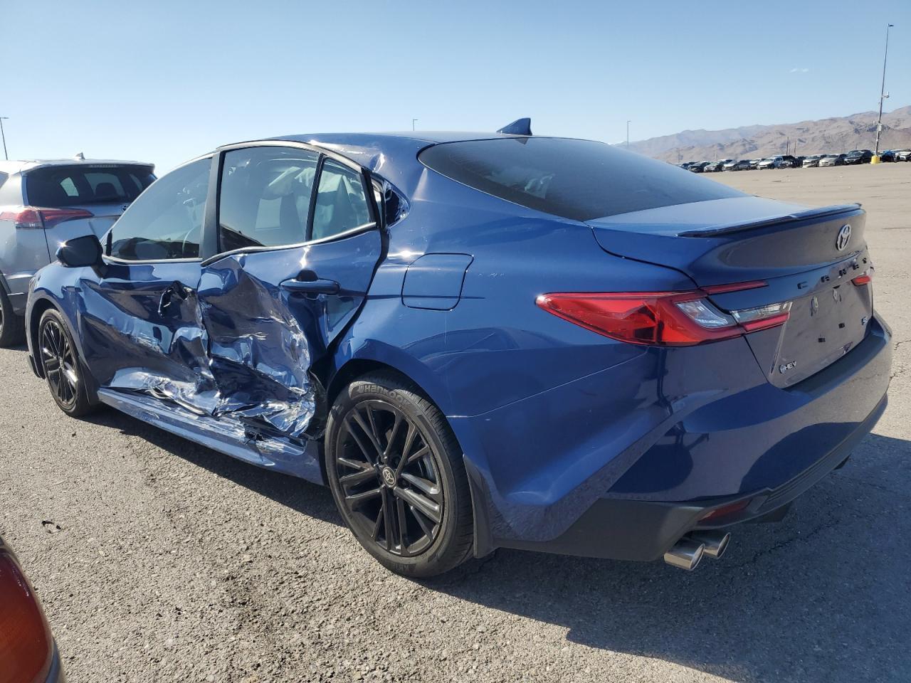 2025 TOYOTA CAMRY XSE - Фото 2