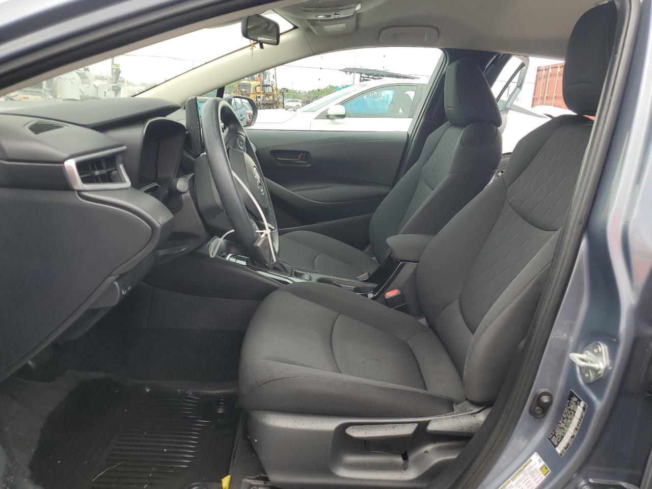 2022 TOYOTA COROLLA LE - Фото 7