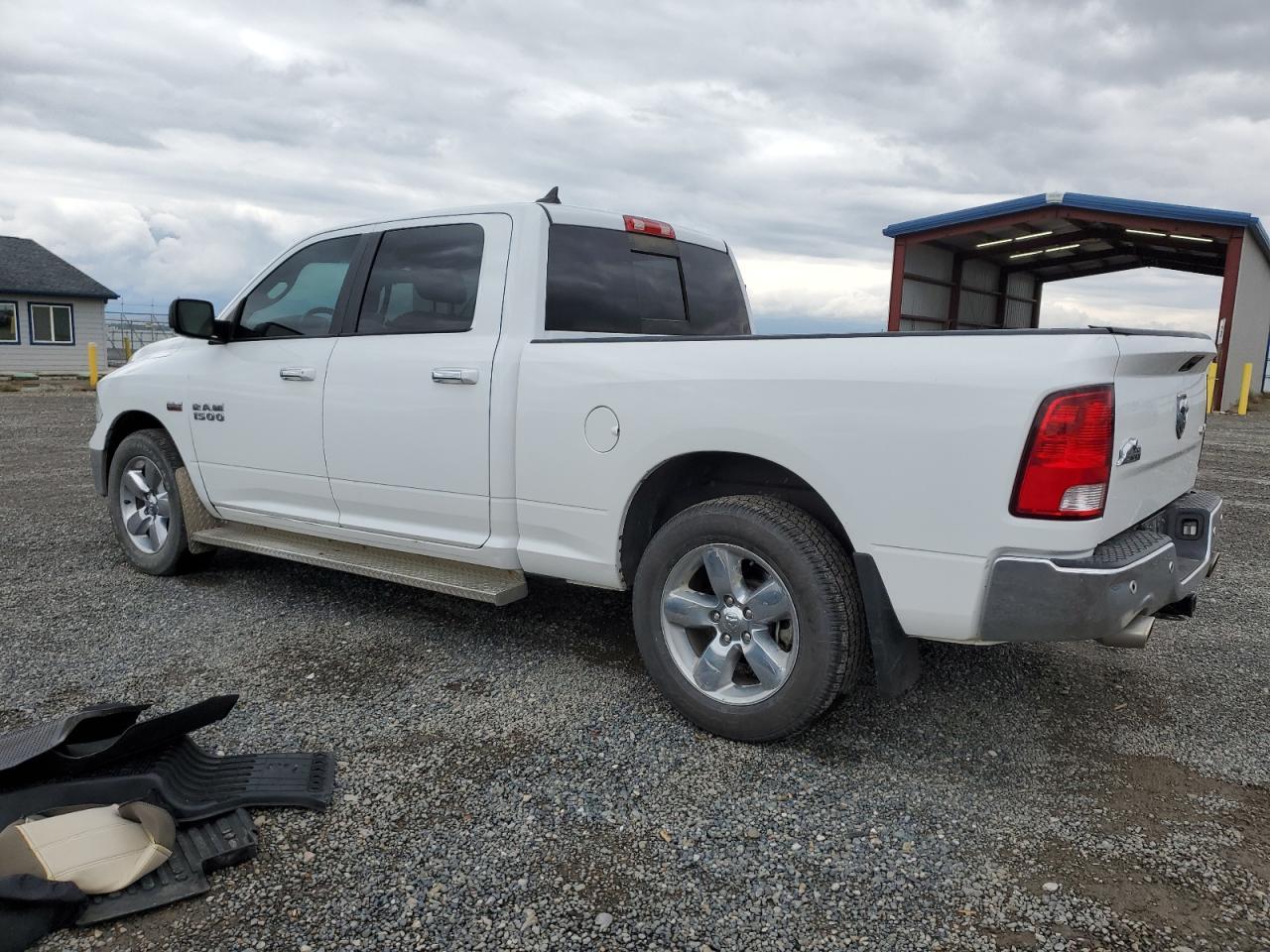 2017 RAM 1500 SLT - Image 2