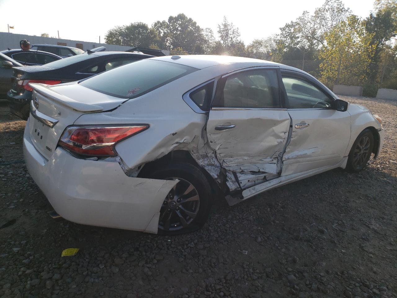 2015 NISSAN ALTIMA 2.5 - Фото 3