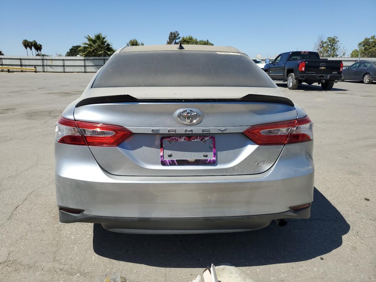 2020 TOYOTA CAMRY LE - Фото 6