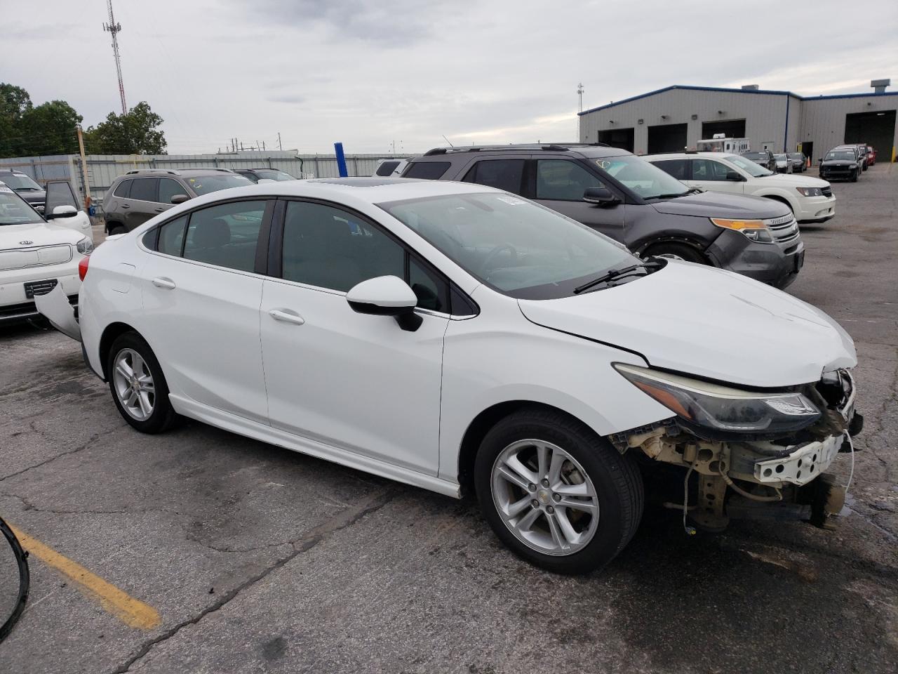 2016 CHEVROLET CRUZE LT - Фото 4