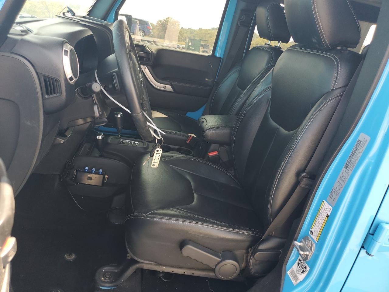 2017 JEEP WRANGLER U - Image 7