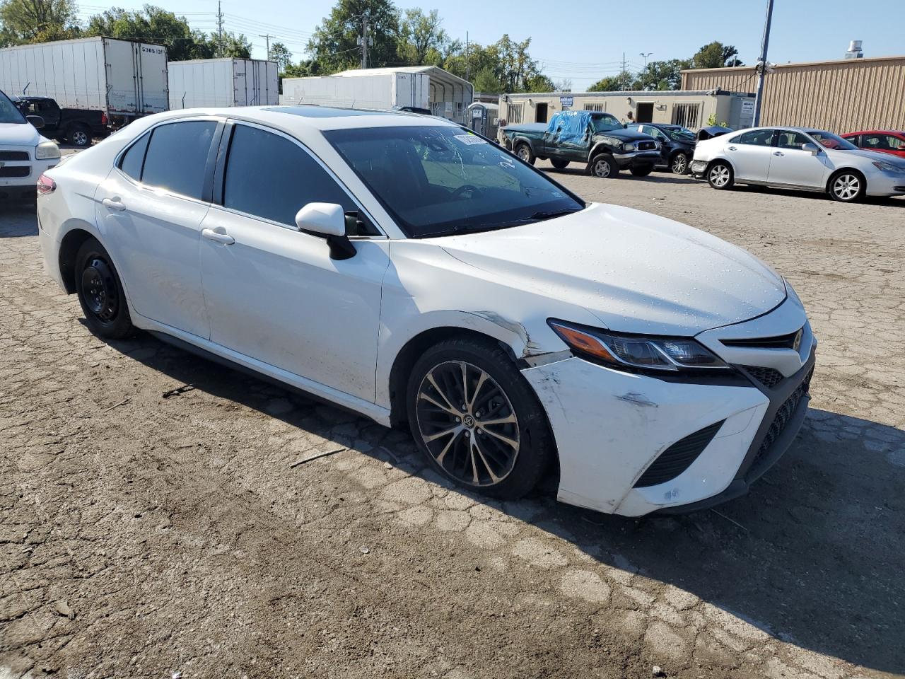 2018 TOYOTA CAMRY L - Image 4