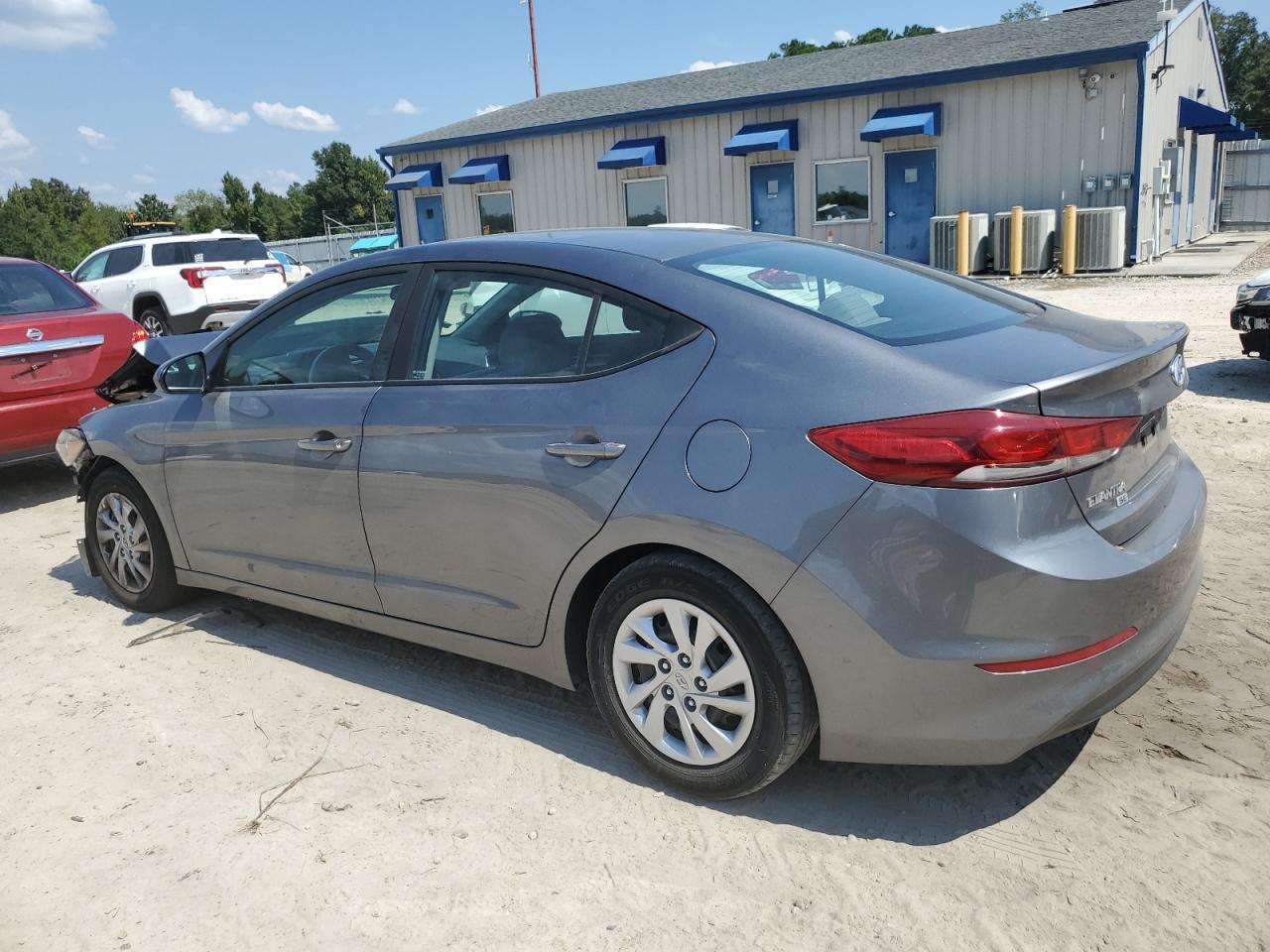 2018 HYUNDAI ELANTRA SE - Фото 2