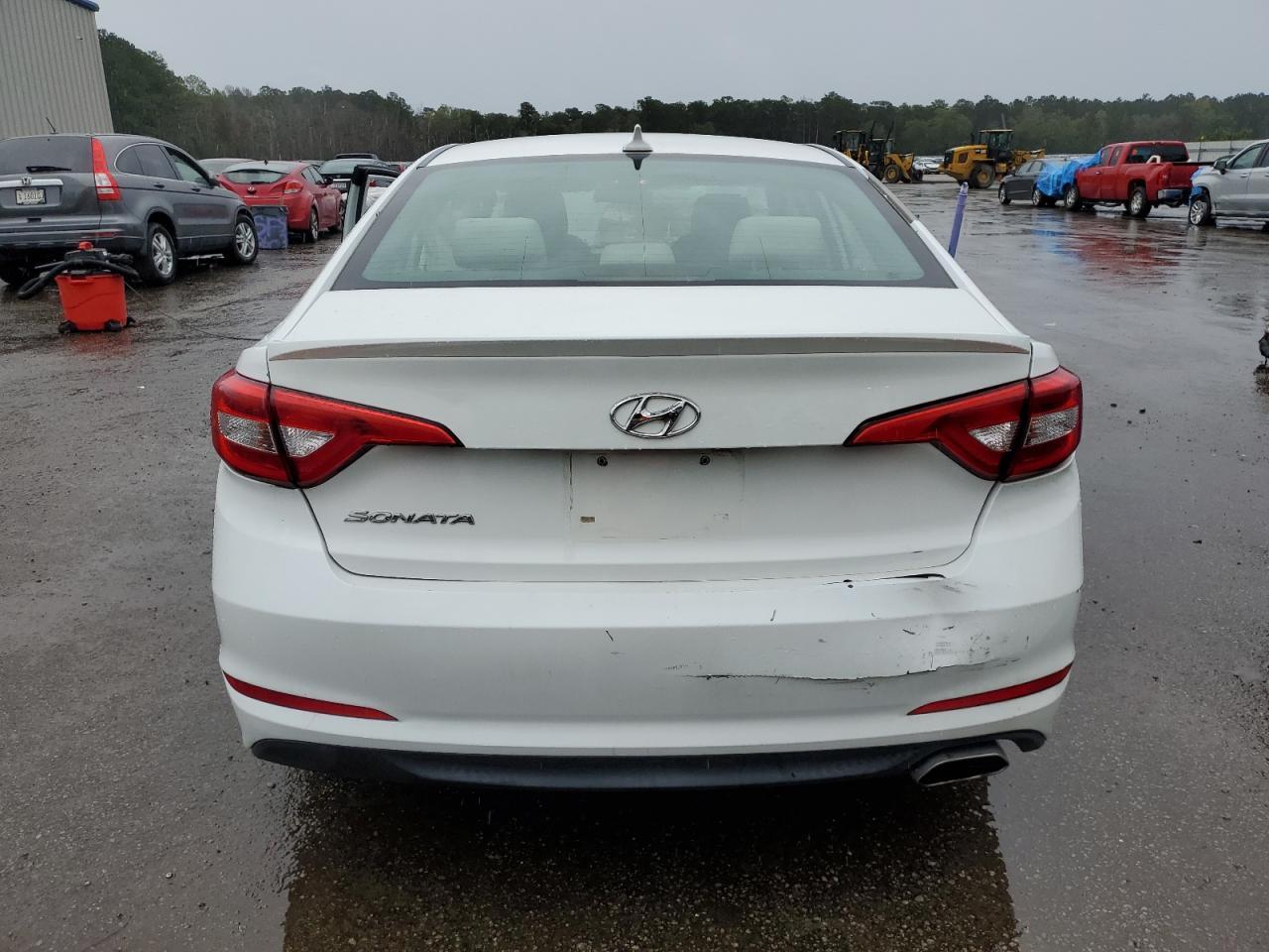 2017 HYUNDAI SONATA SE - Фото 6