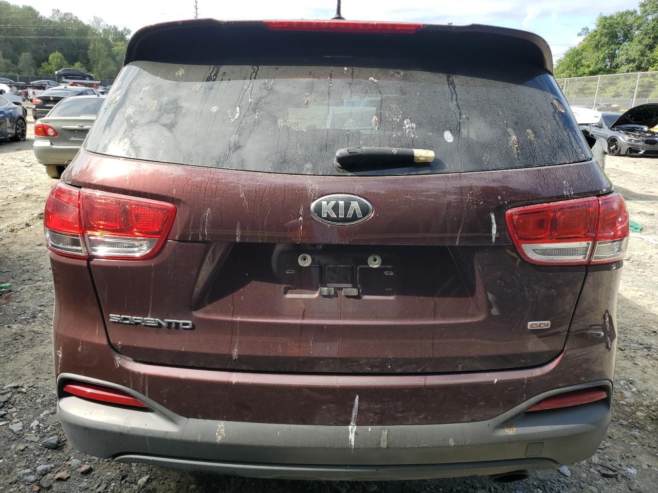 2017 KIA SORENTO LX - Фото 6