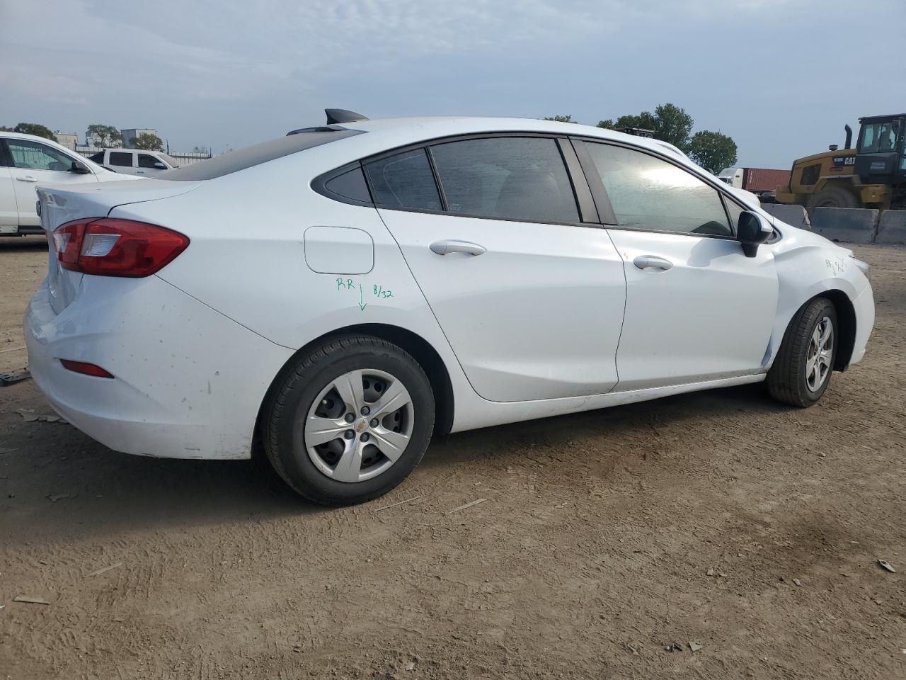 2017 CHEVROLET CRUZE LS - Фото 3