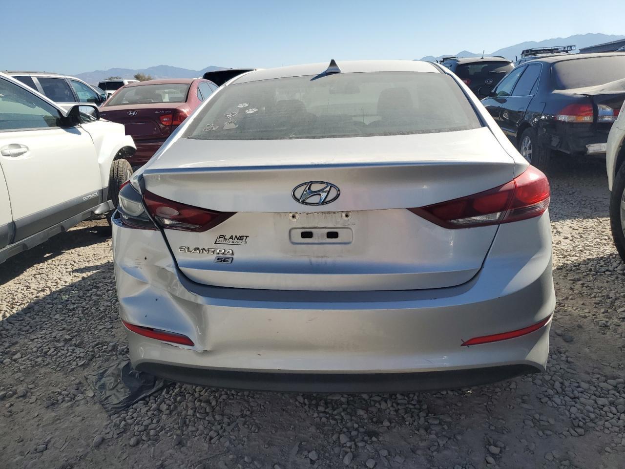 2017 HYUNDAI ELANTRA SE - Фото 6