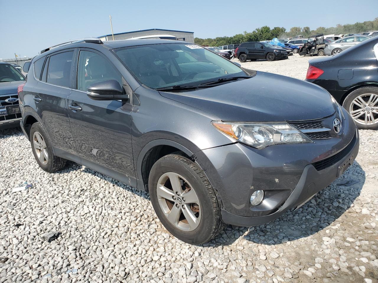 2015 TOYOTA RAV4 XLE - Фото 4
