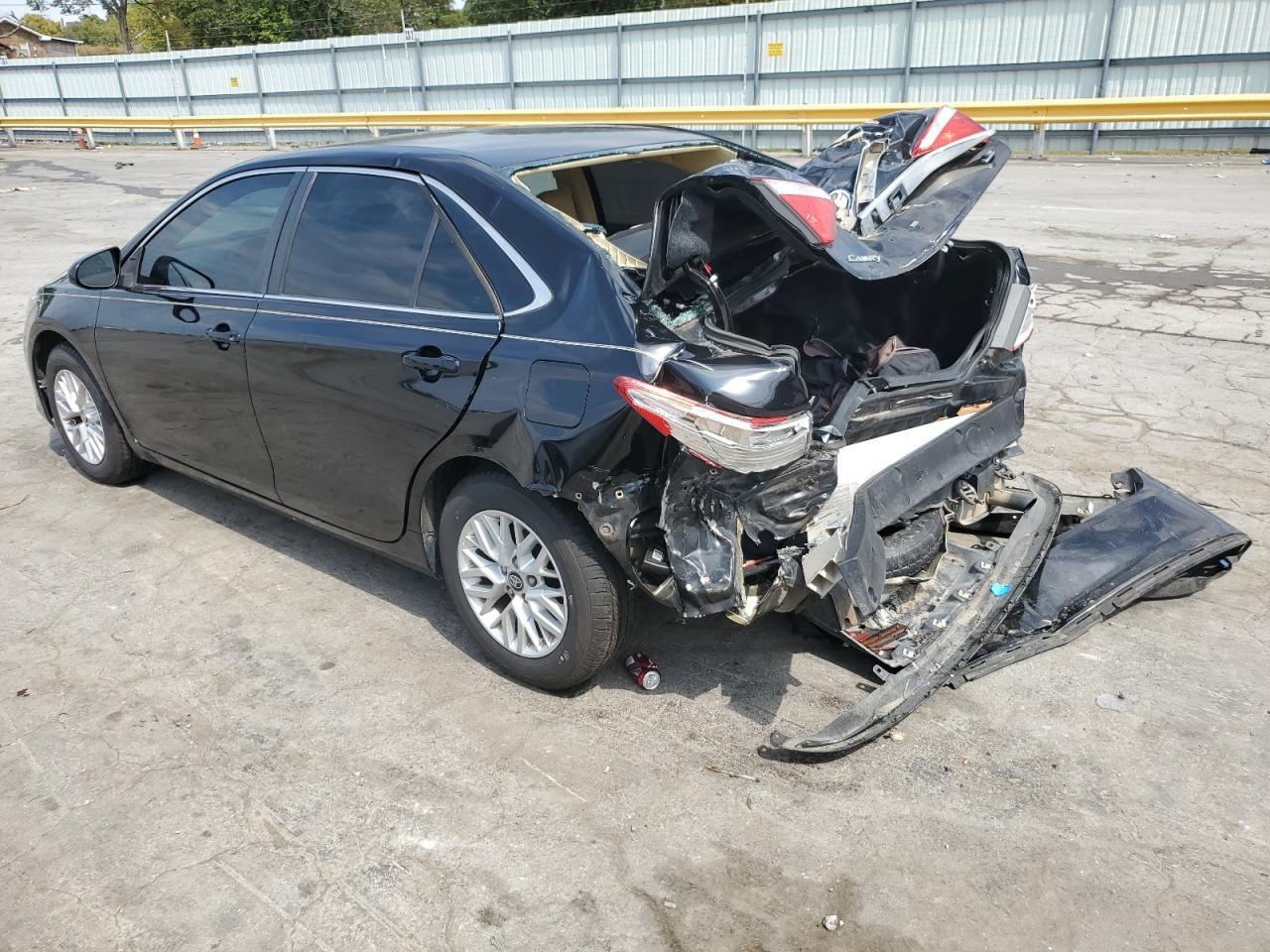 2017 TOYOTA CAMRY LE - Image 2