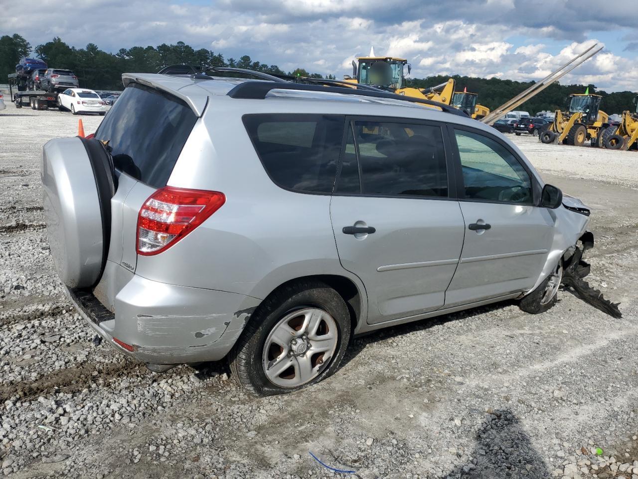 2011 TOYOTA RAV4 - Image 3