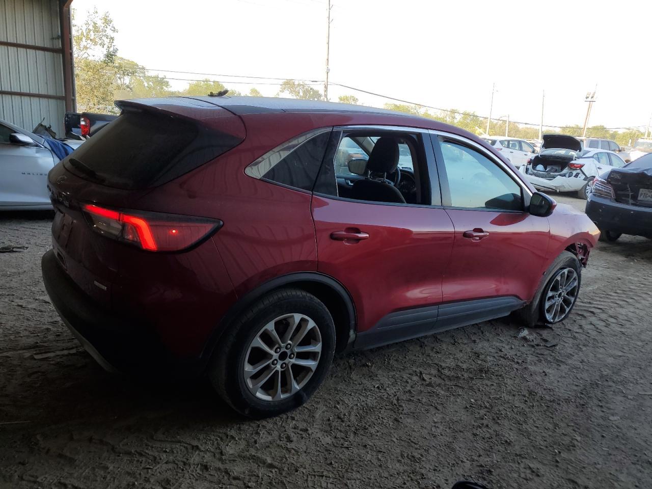 2020 FORD ESCAPE SE - Фото 3