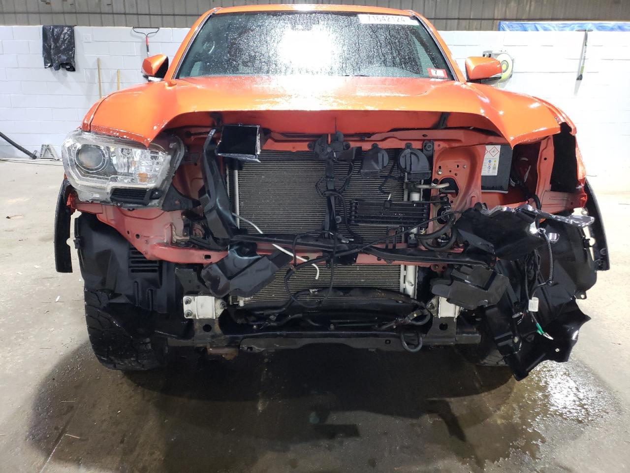 2018 TOYOTA TACOMA DOU - Фото 5