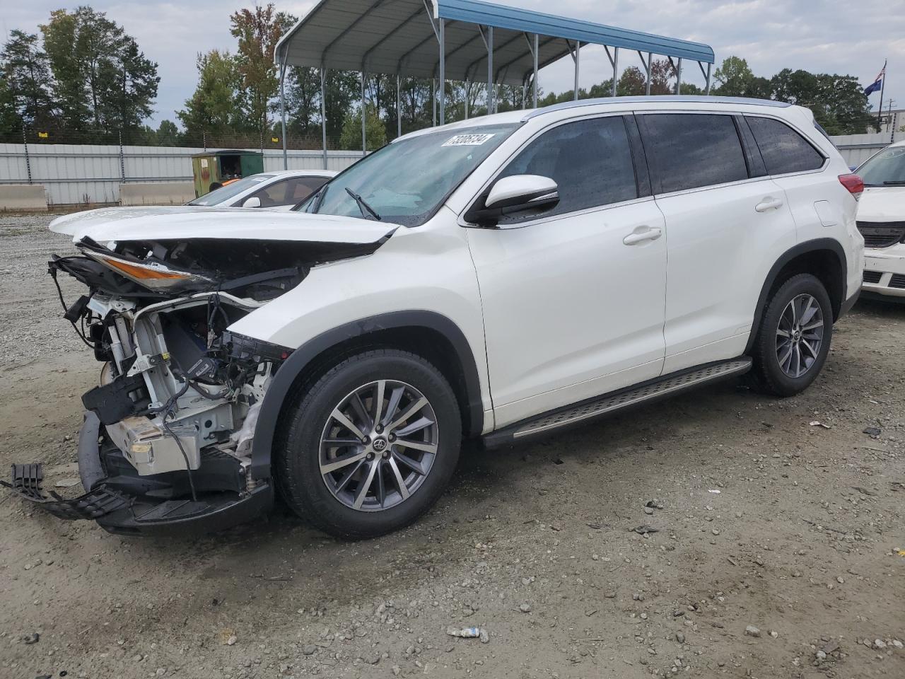 2018 TOYOTA HIGHLANDER