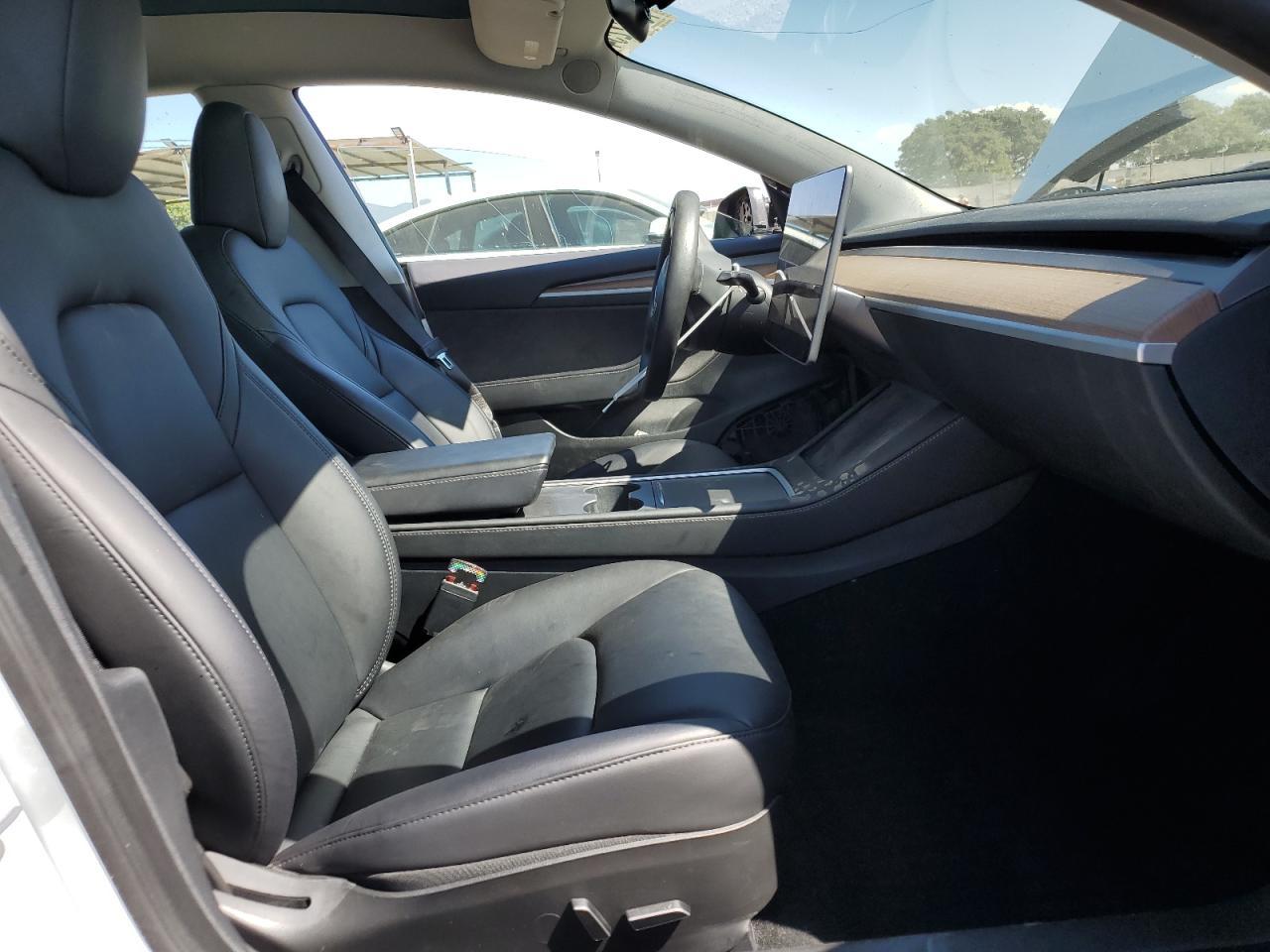 2023 TESLA MODEL 3 - Image 7