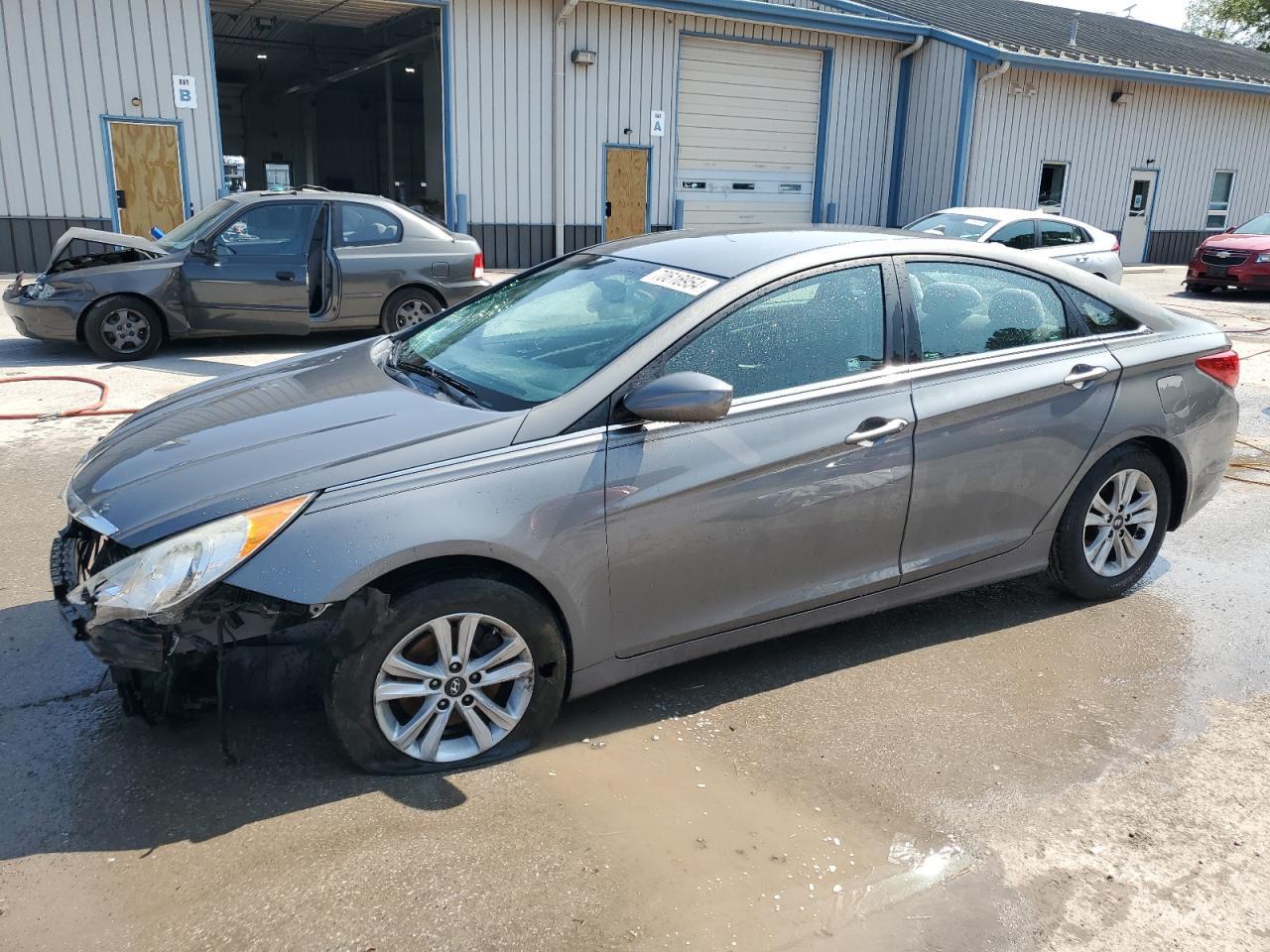 2013 HYUNDAI SONATA GLS car image