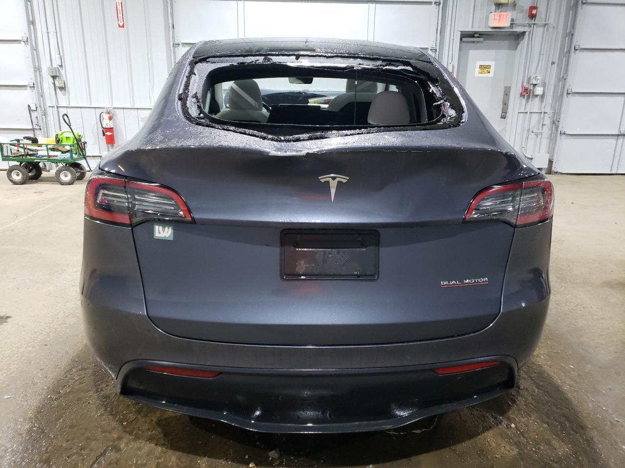 2022 TESLA MODEL Y - Image 6