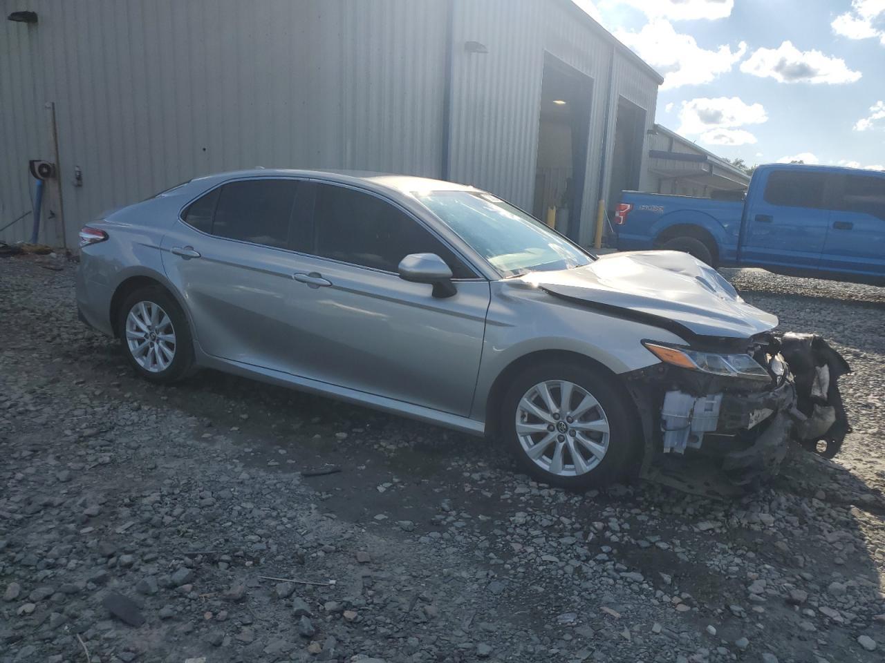 2020 TOYOTA CAMRY LE - Image 4