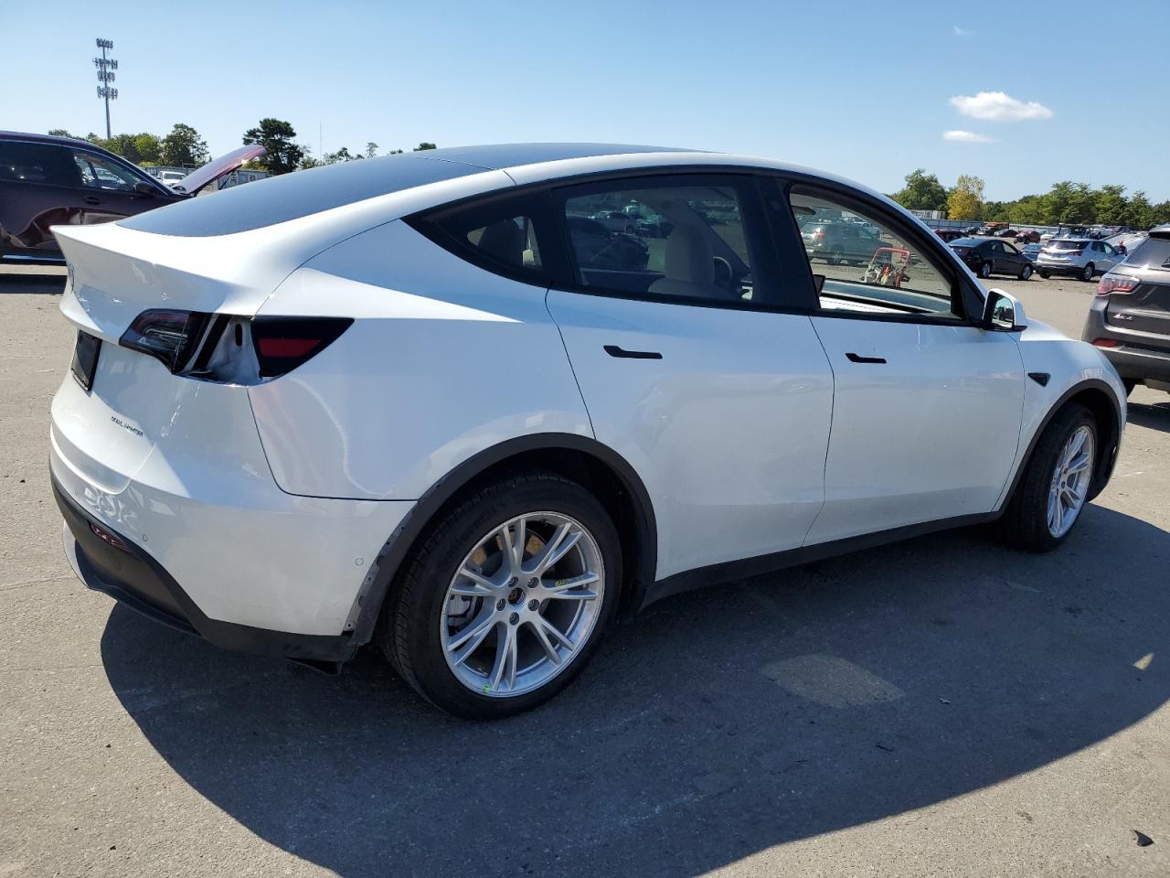 2022 TESLA MODEL Y - Image 3