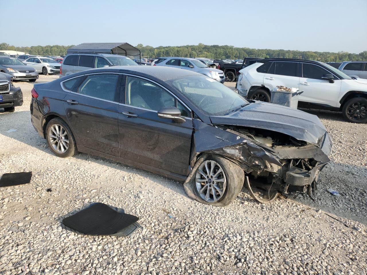 2017 FORD FUSION SE - Image 4