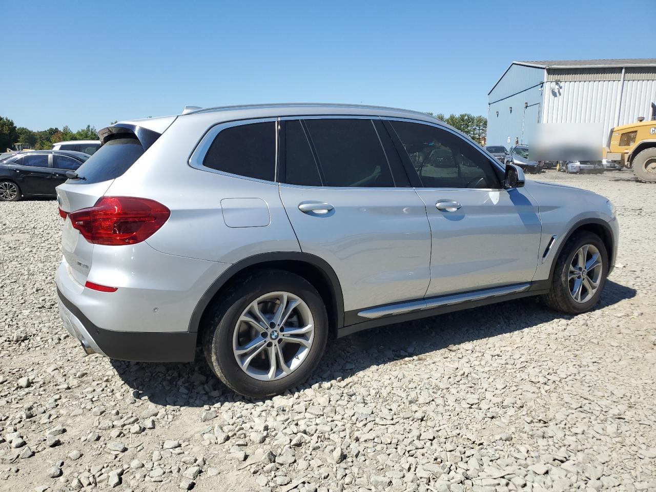 2019 BMW X3 XDRIVE3 - Фото 3