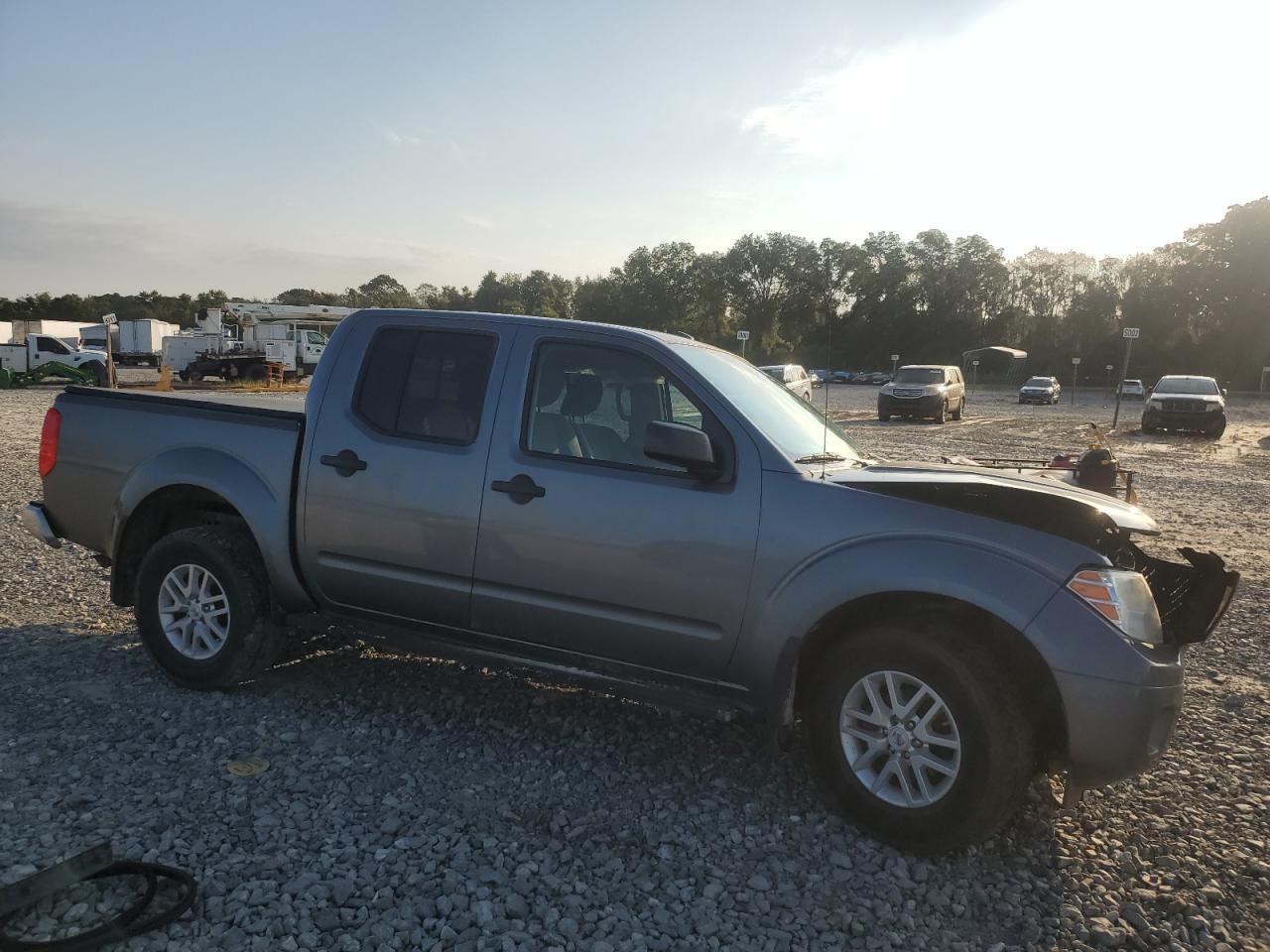 2017 NISSAN FRONTIER S - Фото 4