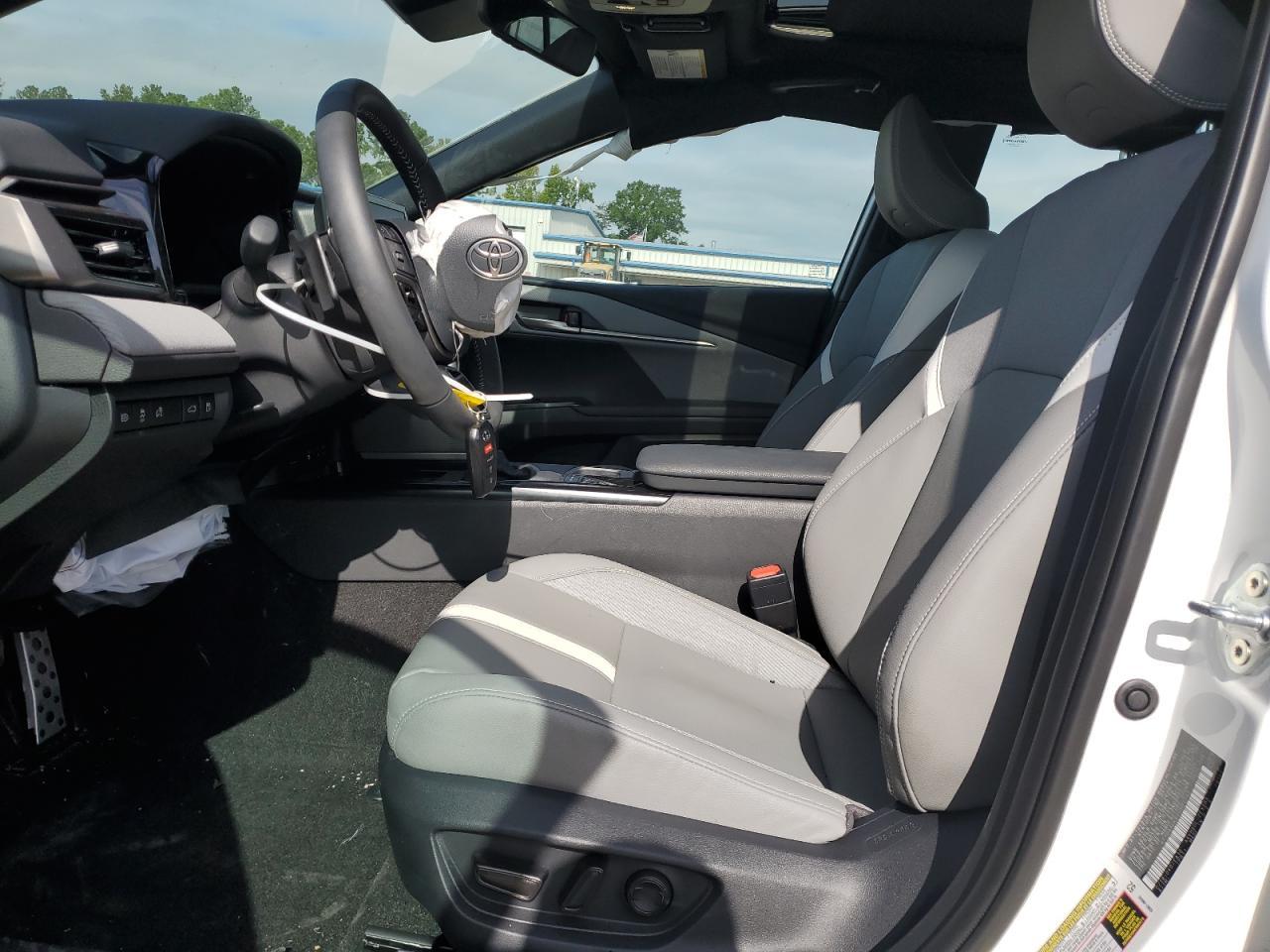 2025 TOYOTA CAMRY XSE - Фото 7