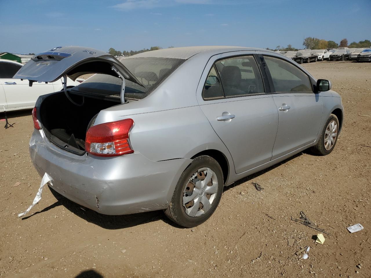 2012 TOYOTA YARIS - Image 3