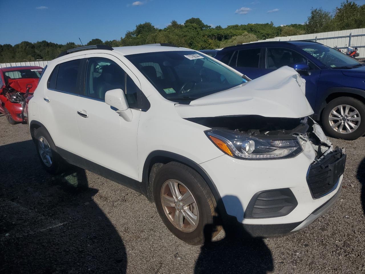 2019 CHEVROLET TRAX 1LT - Фото 4