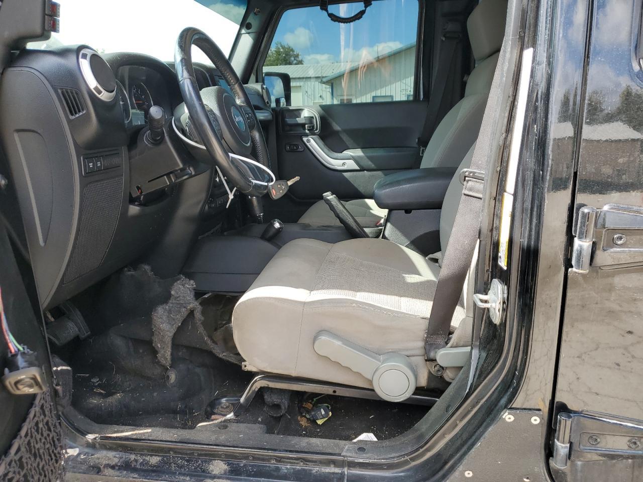 2014 JEEP WRANGLER U - Image 7