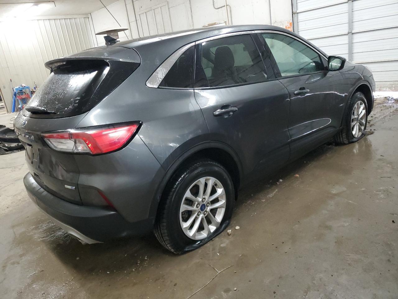 2020 FORD ESCAPE SE - Фото 3