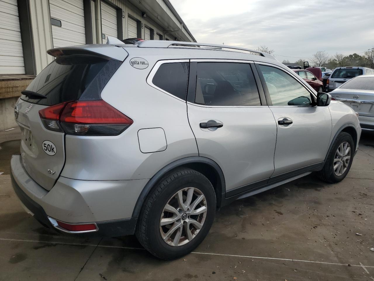 2018 NISSAN ROGUE S - Фото 3