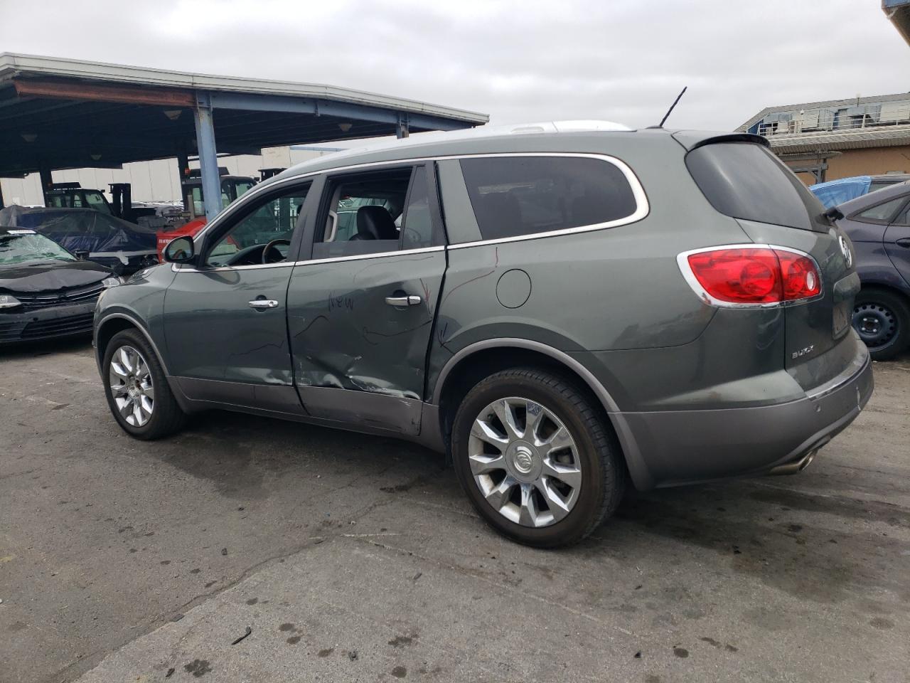 2011 BUICK ENCLAVE CX - Фото 2