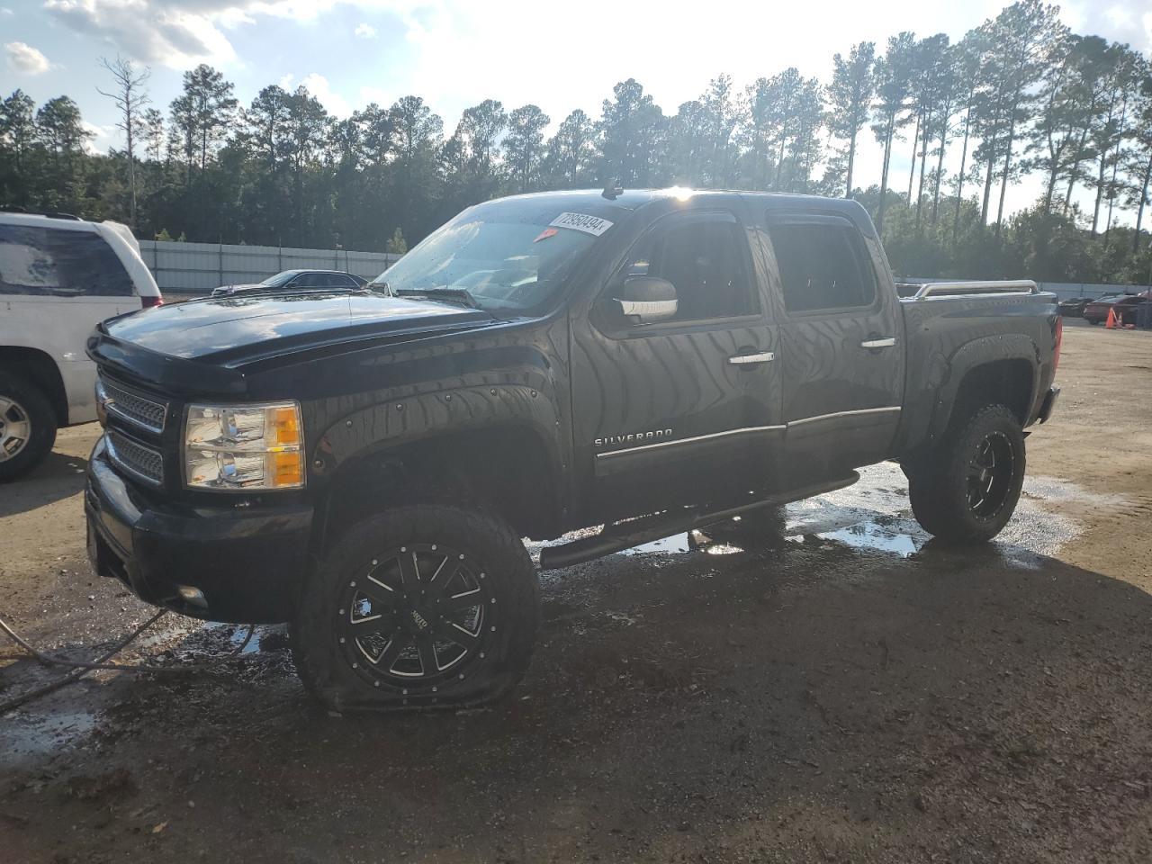 2013 CHEVROLET SILVERADO