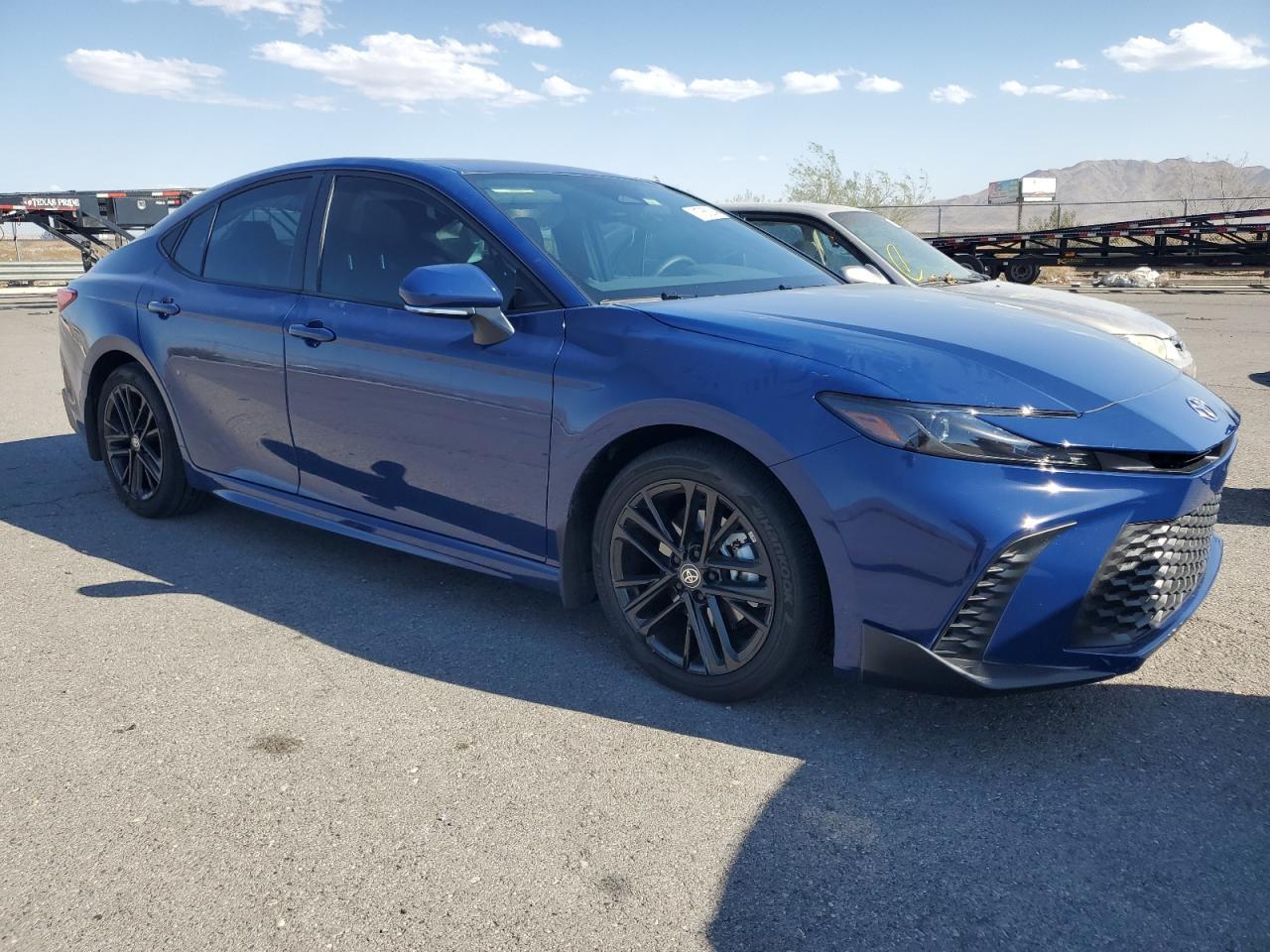 2025 TOYOTA CAMRY XSE - Фото 4