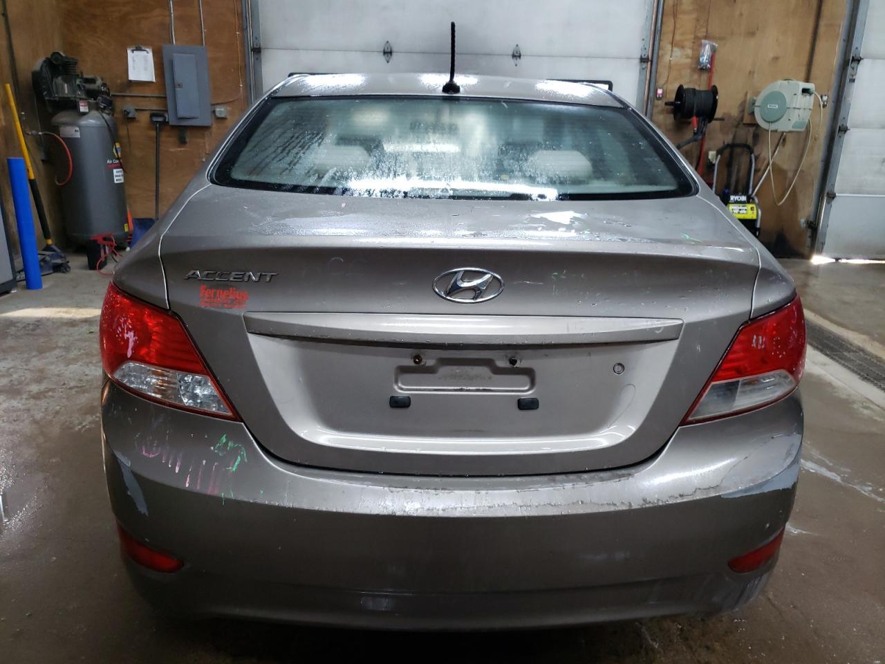 2012 HYUNDAI ACCENT GLS - Image 6